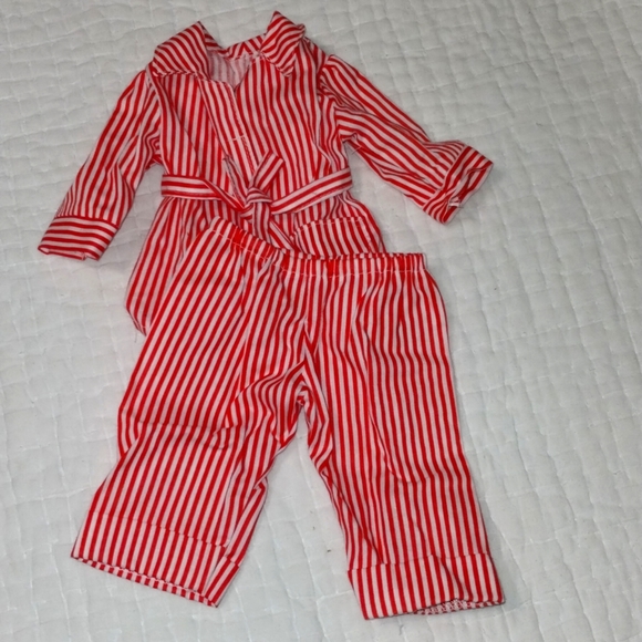 American Girl Molly & Trunk ect - Picture 7 of 10